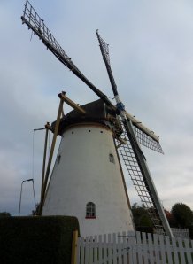 SAMSUNG DIGITAL CAMERA